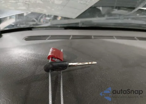 2004 GMC Sierra 2500Hd Slt from USA, damaged, VIN 1GTHK23184F108303